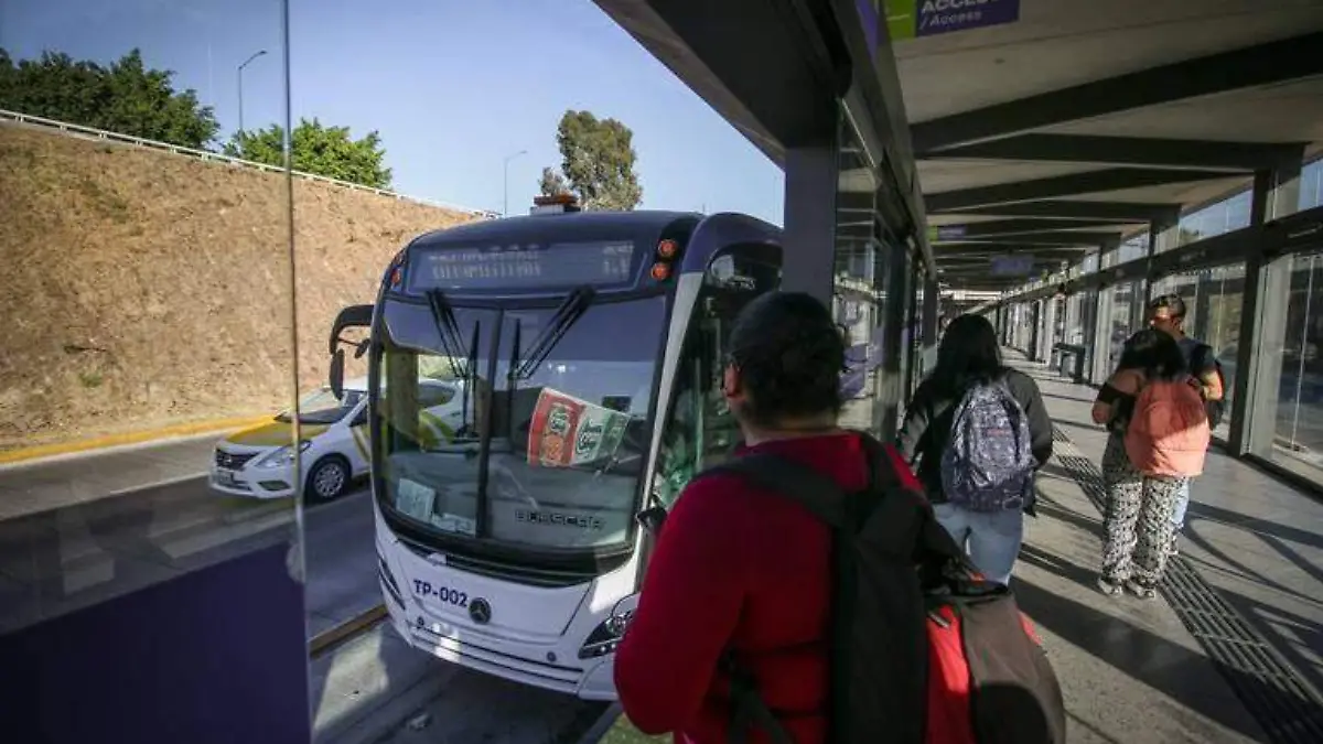 Macrobus Transporte Público. Francisco Rodríguez